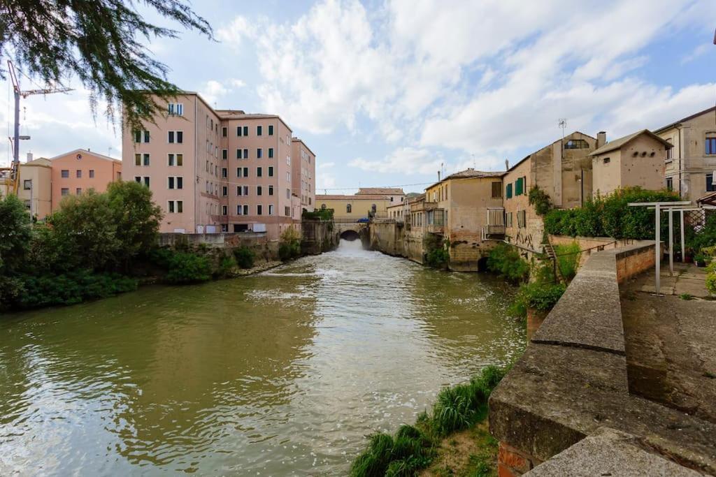 Ferienwohnung Yourbanflat Waterway Haven Battaglia Terme Exterior foto